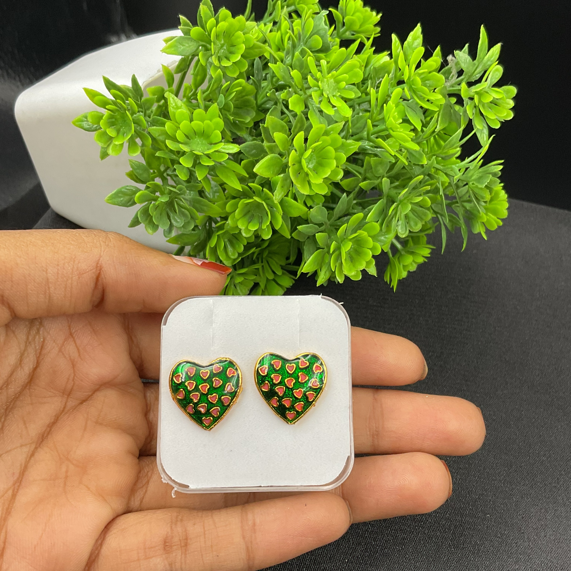 heart big earring color