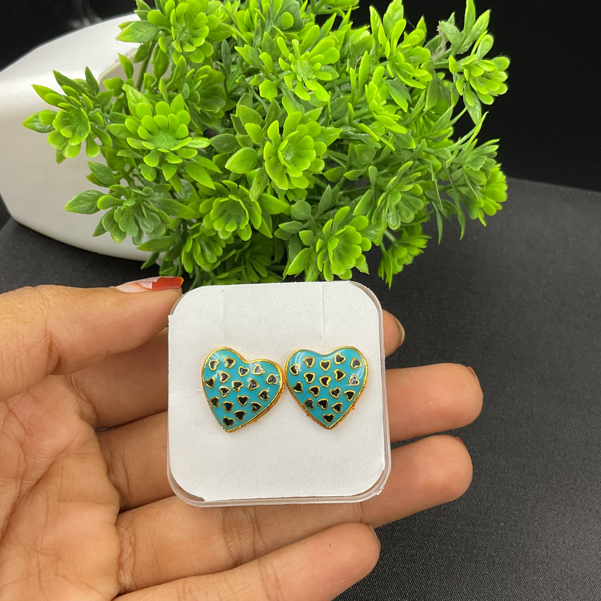 heart big earring color